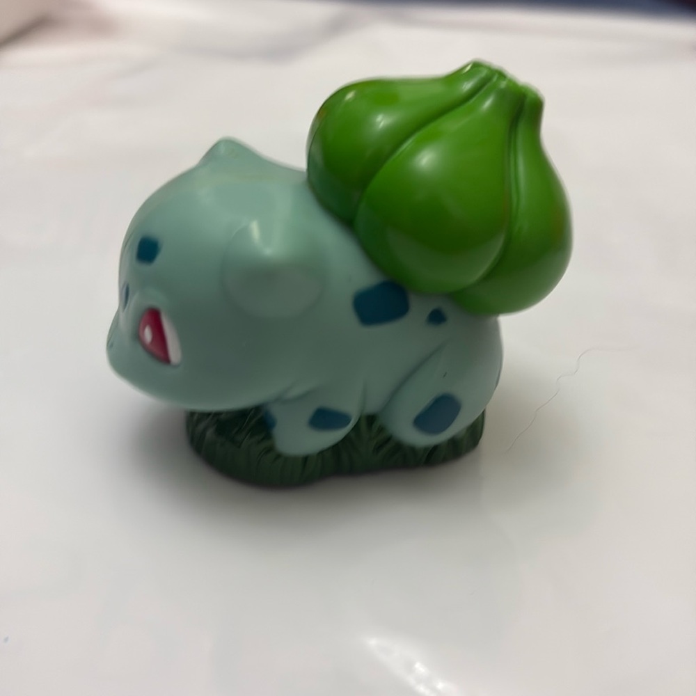 1999 Burger King Pokemon #1 Bulbasaur with Pokeball - Picture 4 of 12